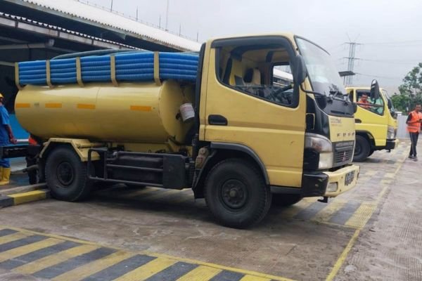 CLEANTANK SANITASI Pamulang - penanganan limbah cair dan lumpur tinja yang aman